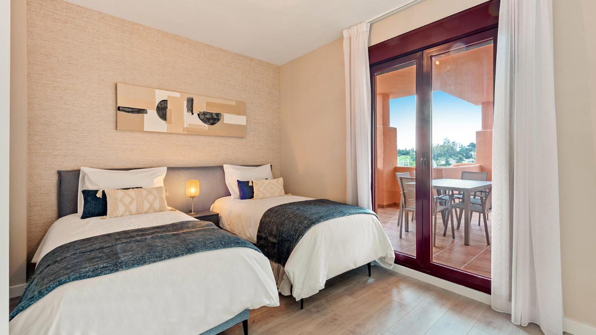 Royal Marbella Golf Resort 埃斯特波纳 外观 照片