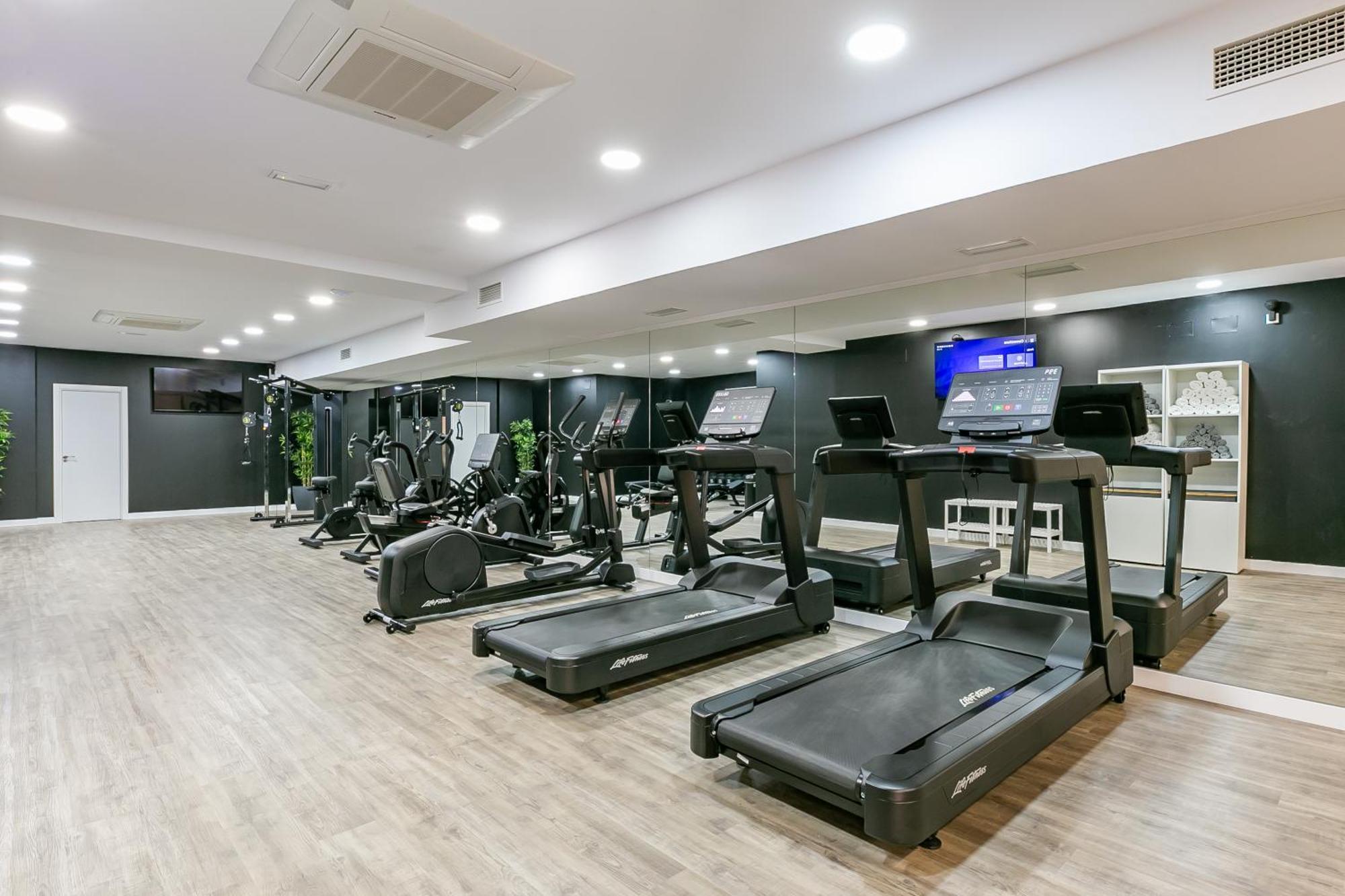Royal Marbella Golf Resort 埃斯特波纳 外观 照片